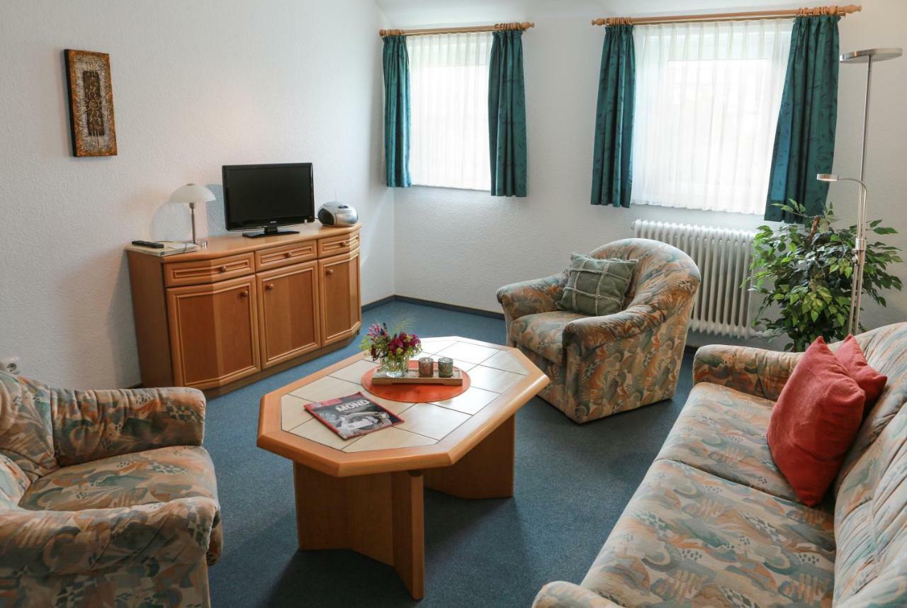 Stremme Apartment *