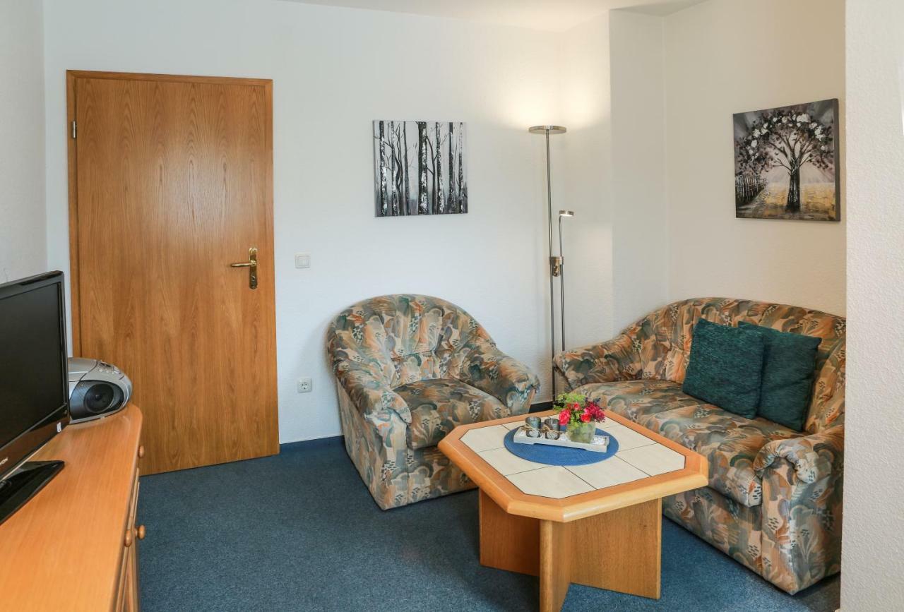 Stremme Apartment *